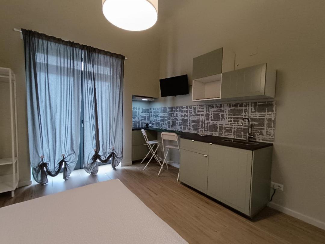 Simply House In Bari Twin Apartment Luaran gambar